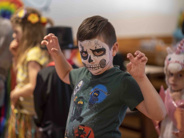 halloween party